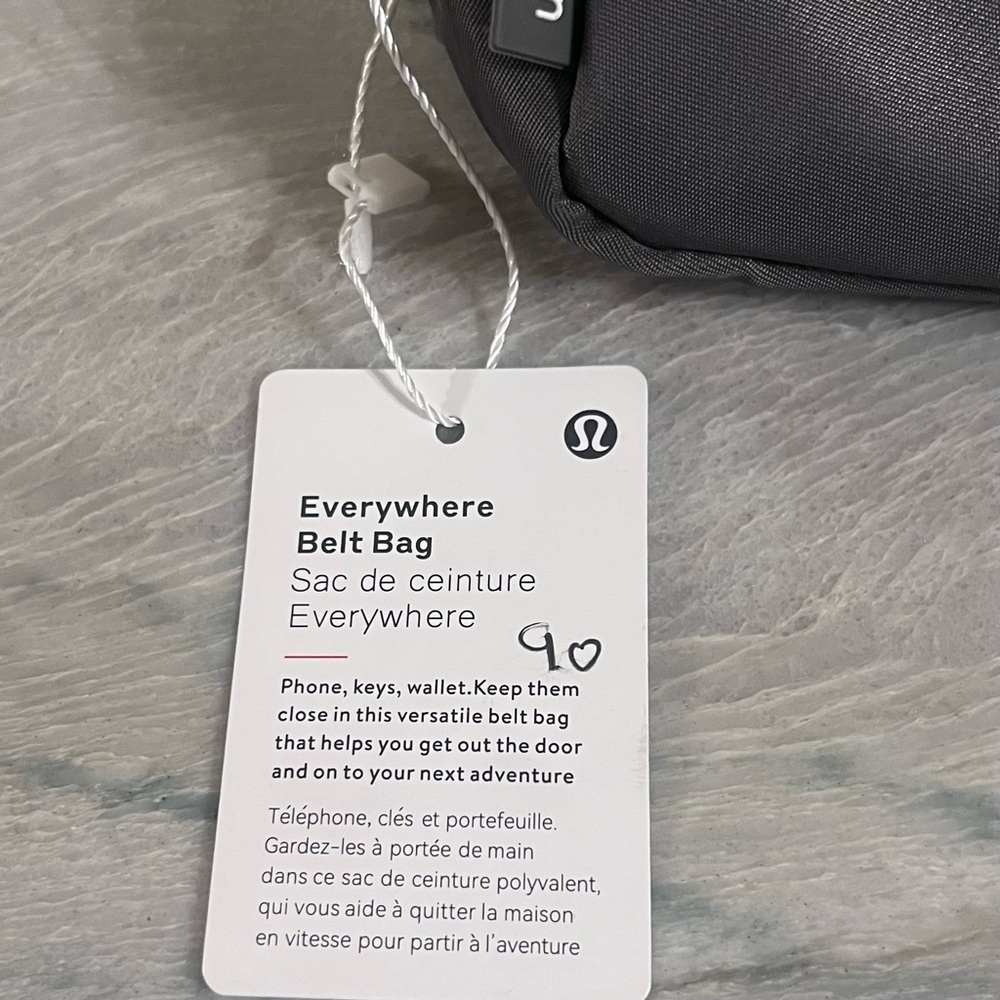 Lululemon Everywhere Belt Bag - Picture 6 of 11
